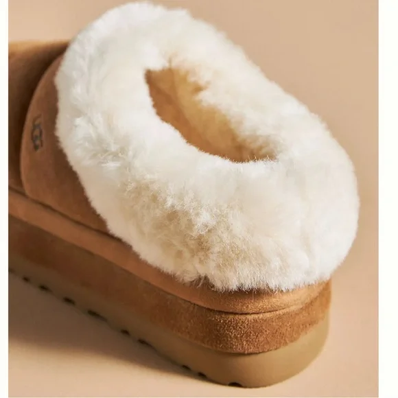 UGG Tazzlita Platform Slippers - Picture 4 of 10